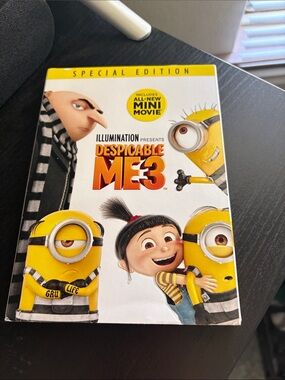 Despicable Me 3 Special Edition DVD - Yellow Minions Cover